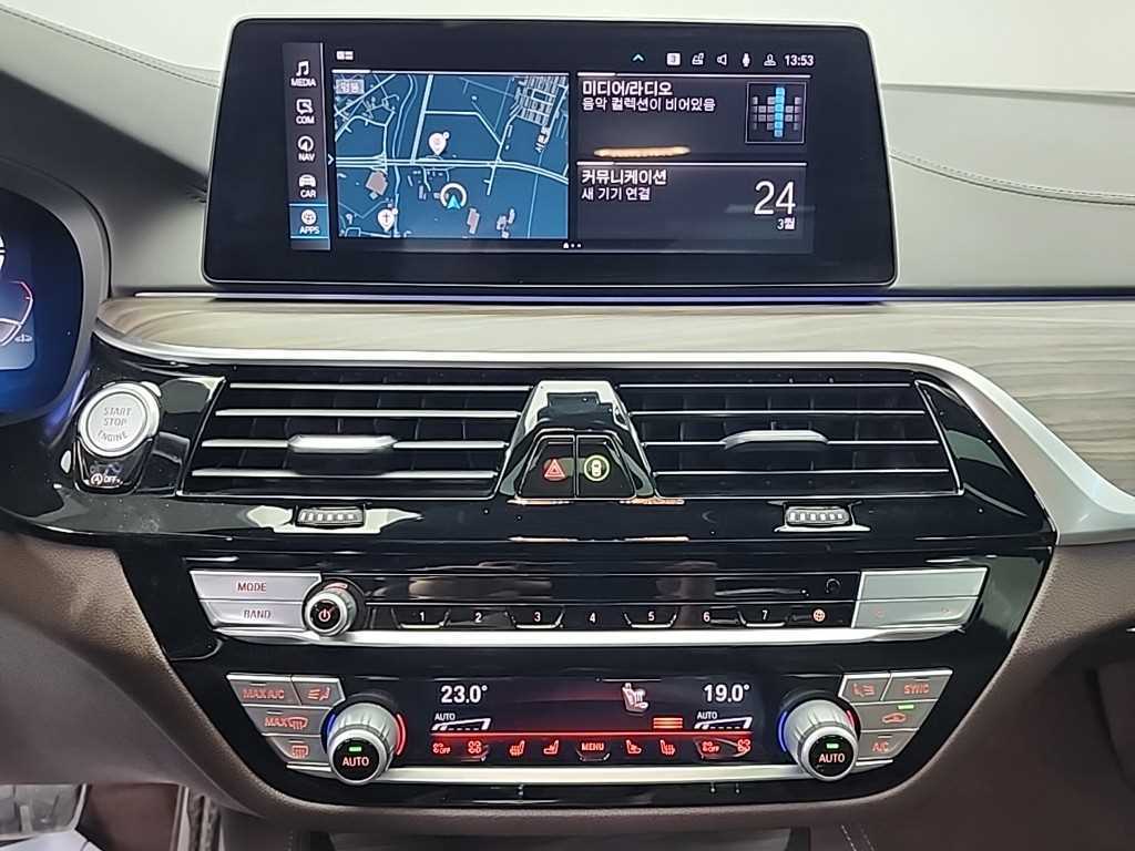 BMW 5 Series - Vista 10