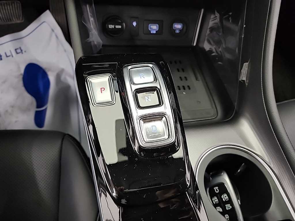 HYUNDAI Sonata - Vista 9