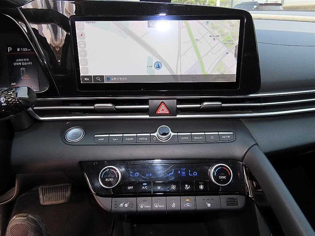 HYUNDAI Avante 2022 Blanco - Importación desde Corea - HF Imports Iquique - Foto 13