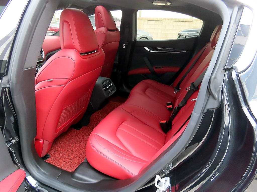 Maserati Ghibli - Vista 6