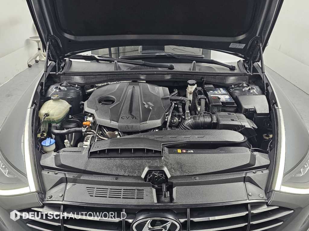 HYUNDAI Sonata - Vista 6