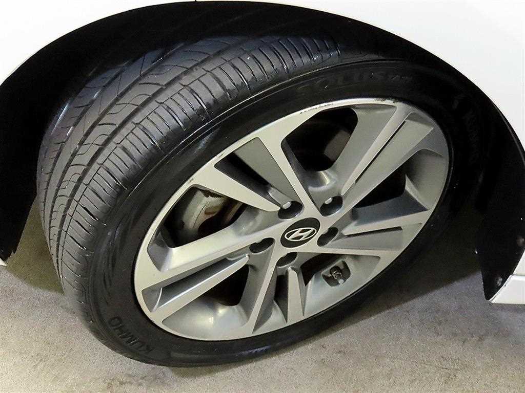 HYUNDAI Avante 2018 Blanco - Importación desde Corea - HF Imports Iquique - Foto 19