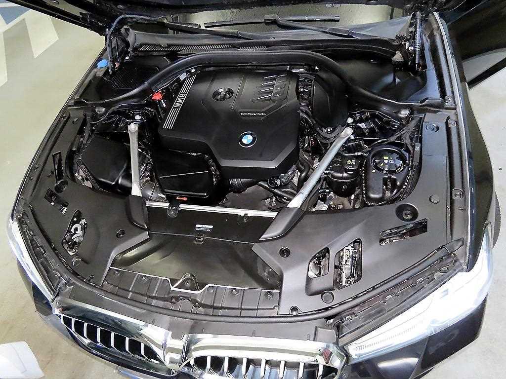 BMW 5 Series 2023 Negro - Importación desde Corea - HF Imports Iquique - Foto 19