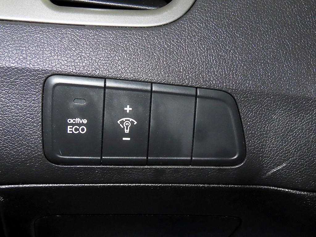 HYUNDAI Avante 2011 Gris - Importación desde Corea - HF Imports Iquique - Foto 14