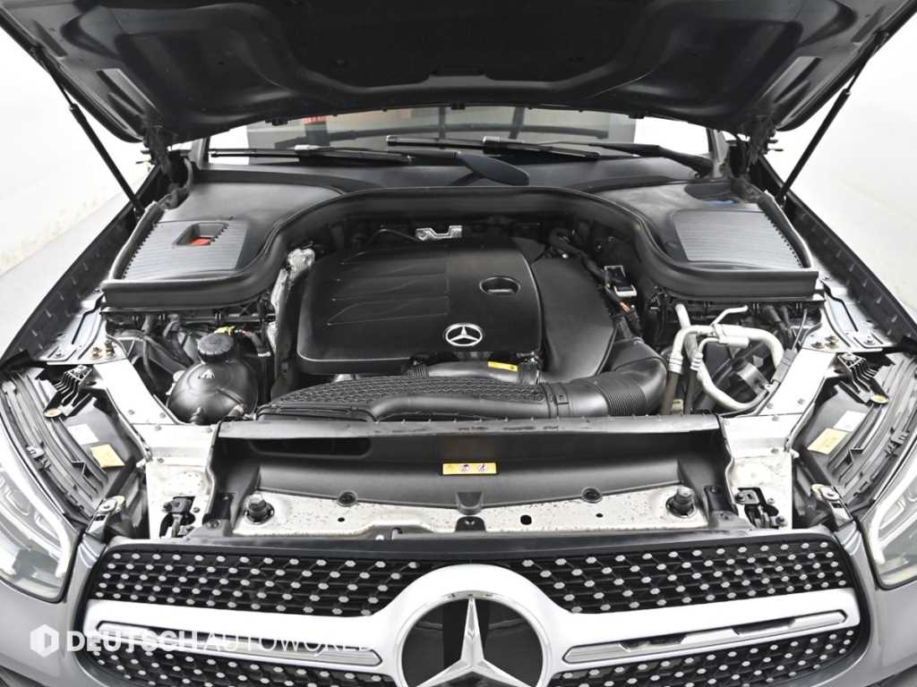 Mercedes Benz GLC Class - Vista 6