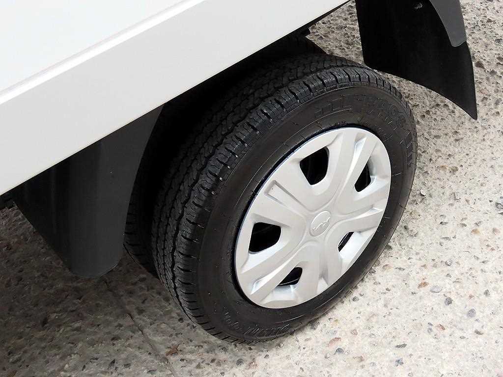 Small Truck Top_Delivery only tower car 2025 Blanco - Importación desde Corea - HF Imports Iquique - Foto 1