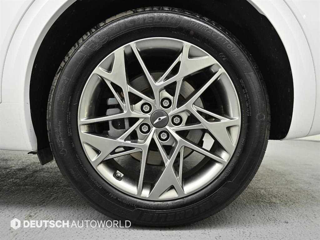 Genesis GV70 - Vista 5