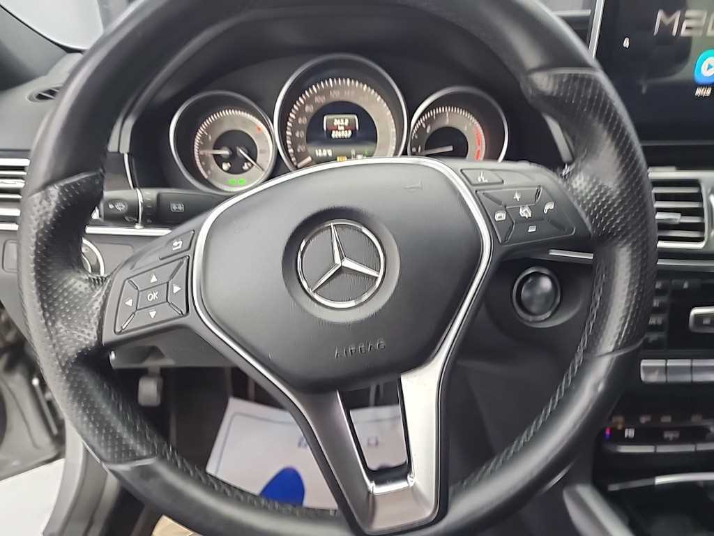 Mercedes Benz E class - Vista 9