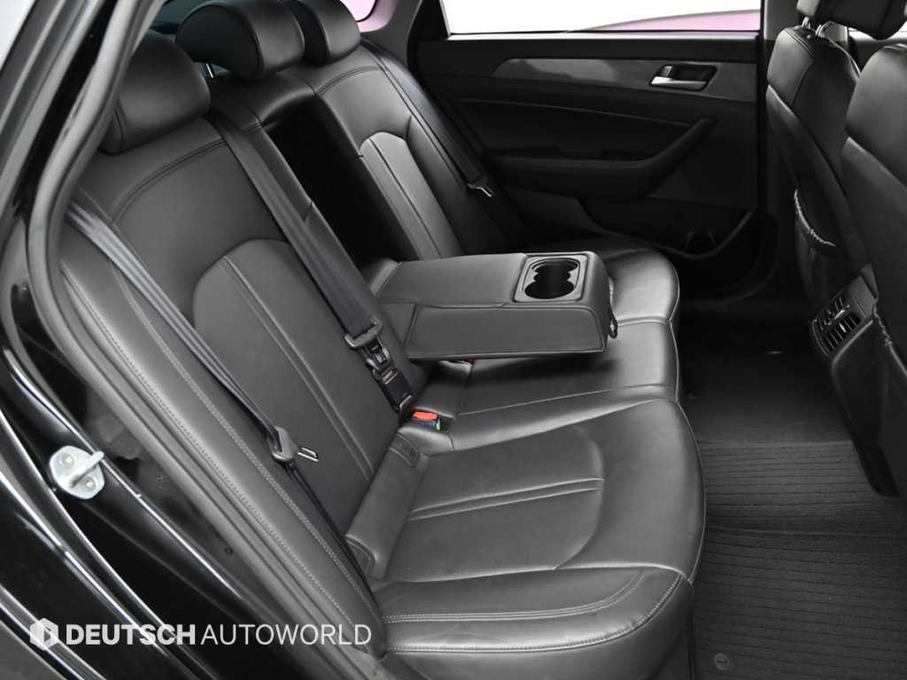 HYUNDAI Sonata - Vista 12