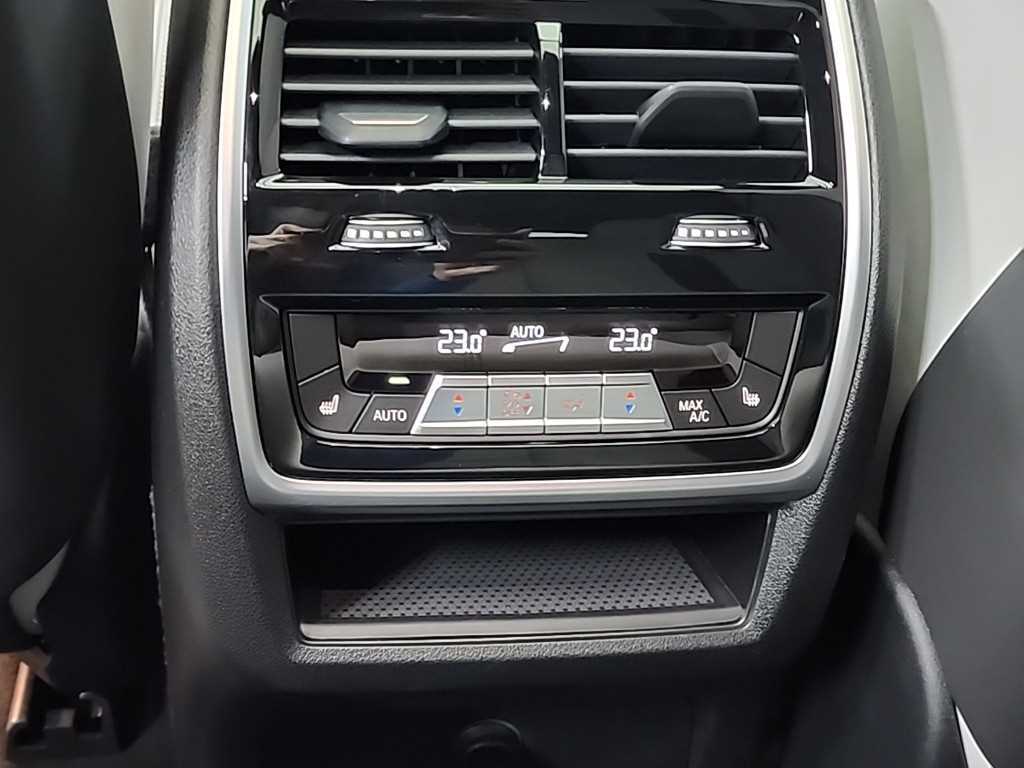 BMW X6M 2021 Gris - Importación desde Corea - HF Imports Iquique - Foto 13