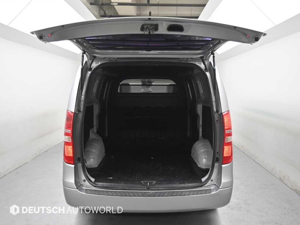 HYUNDAI Starex 2018 Plateado - Importación desde Corea - HF Imports Iquique - Foto 19