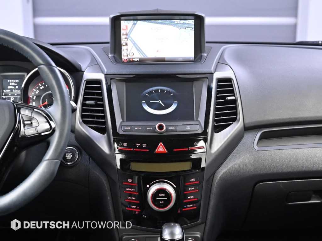 Ssangyong Tivoli 2017 Blanco - Importación desde Corea - HF Imports Iquique - Foto 14