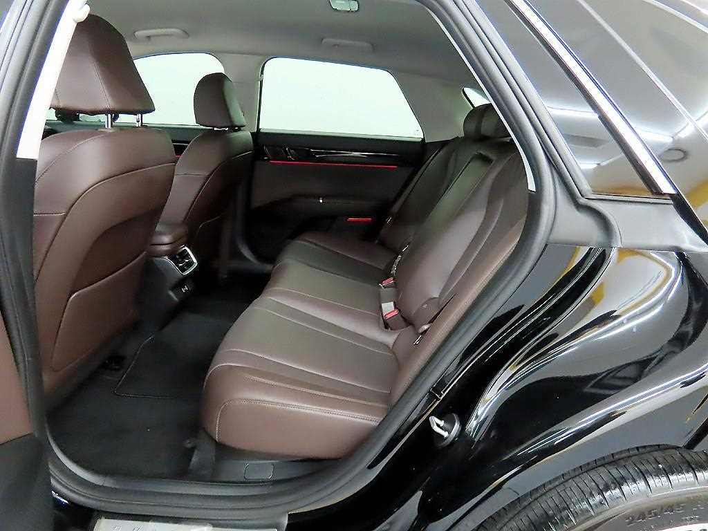 HYUNDAI Grandeur - Vista 6