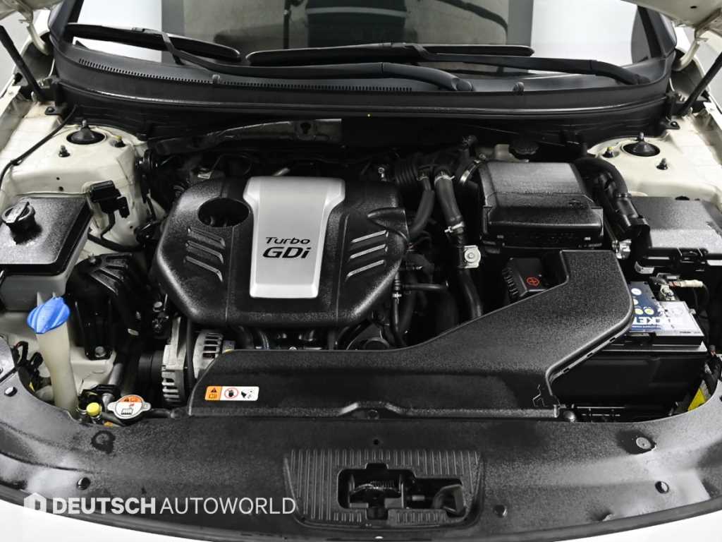 HYUNDAI Sonata - Vista 6