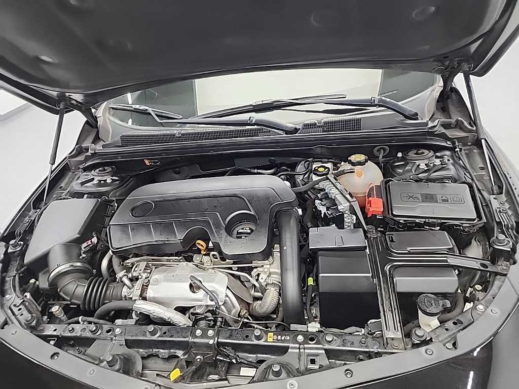 Chevrolet Malibu - Vista 5