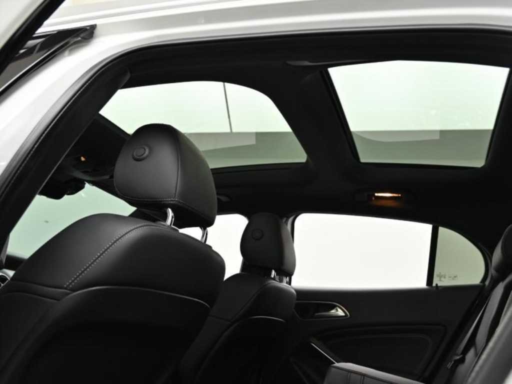 Mercedes Benz GLA Class 2019 Blanco - Importación desde Corea - HF Imports Iquique - Foto 18