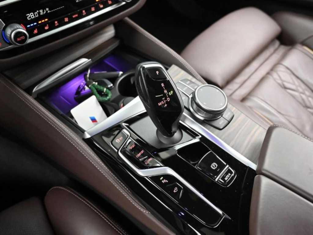 BMW 5 Series - Vista 9