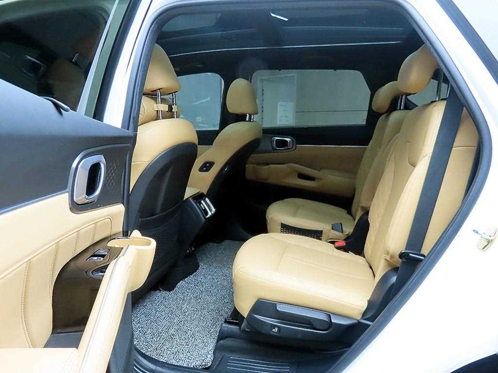 KIA Sorento - Vista 6