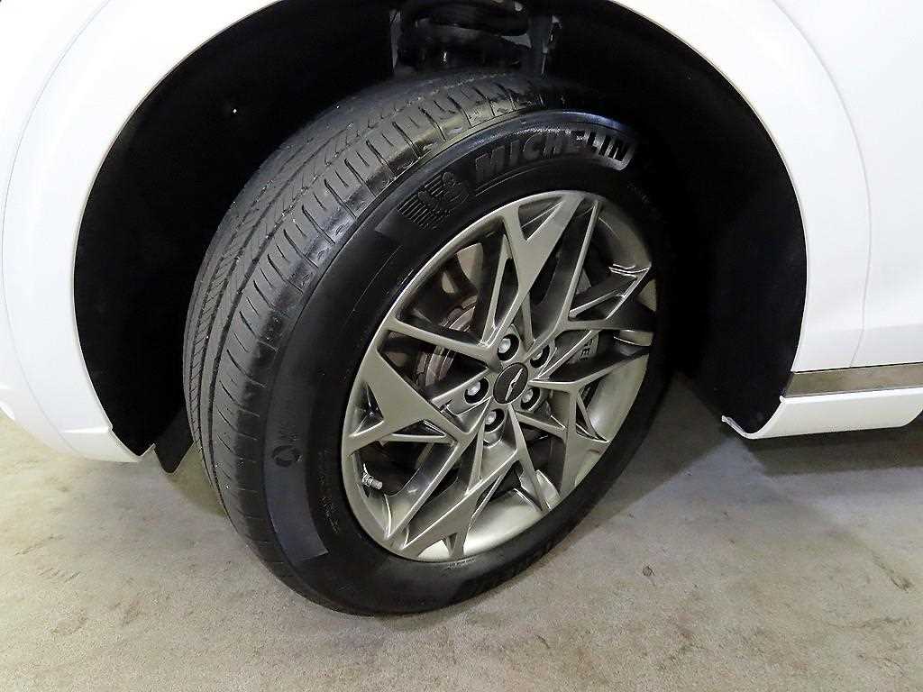 Genesis GV70 2023 Blanco - Importación desde Corea - HF Imports Iquique - Foto 20