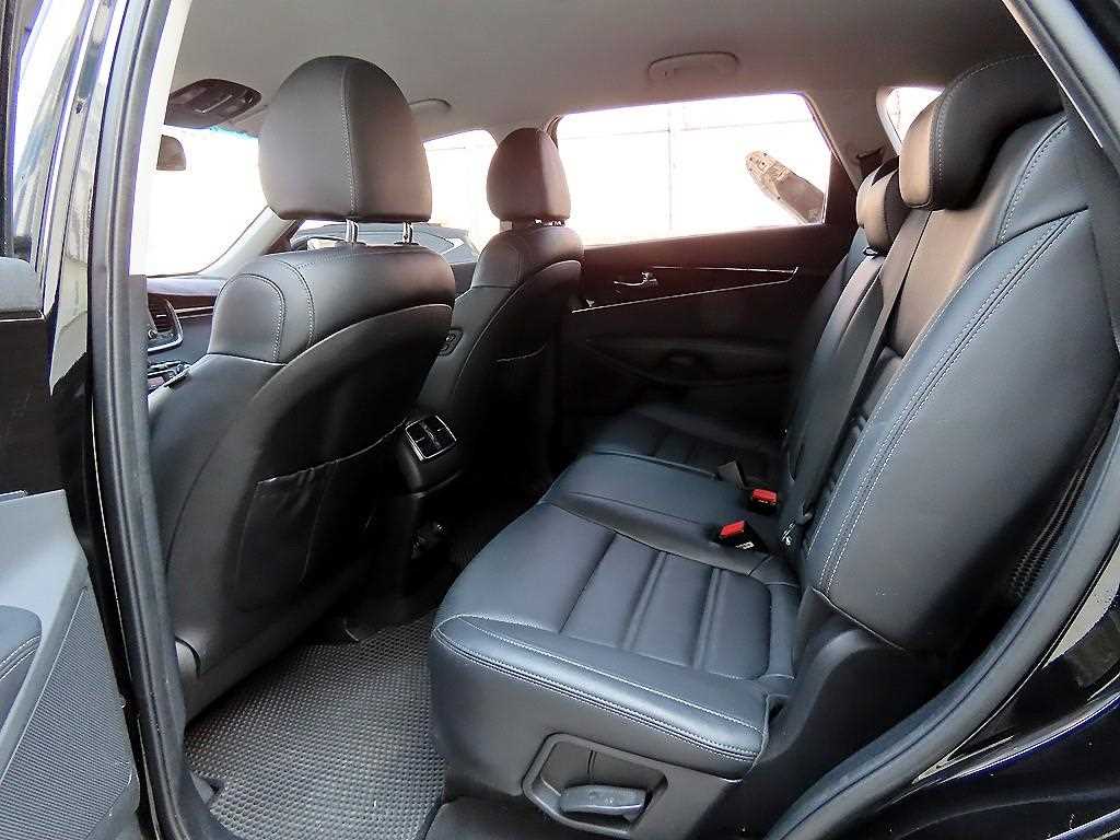 KIA Sorento - Vista 6