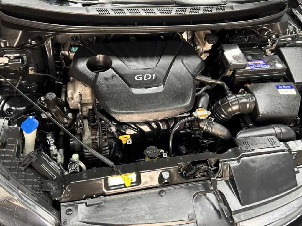 HYUNDAI Avante 2011 Negro - Importación desde Corea - HF Imports Iquique - Foto 19