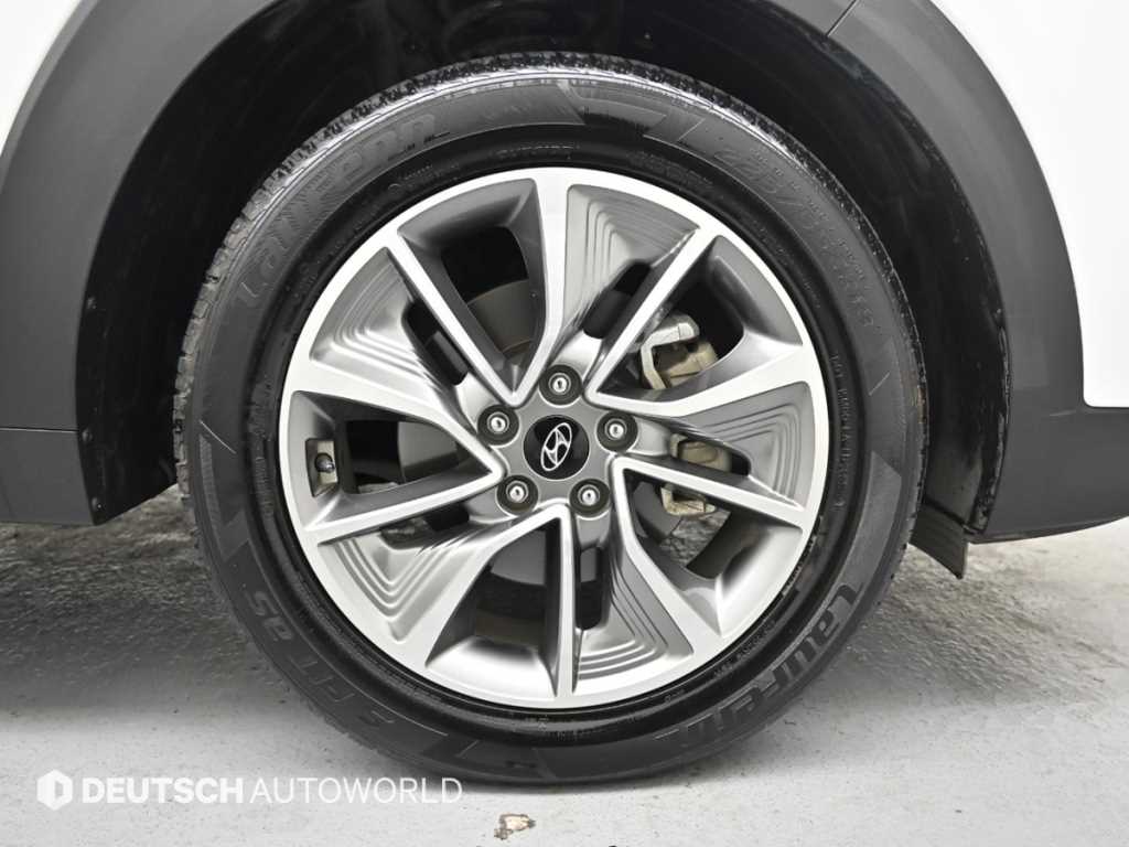 HYUNDAI Tucson - Vista 5