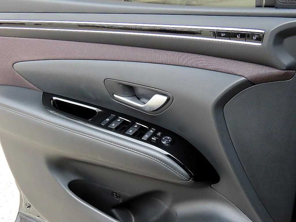 HYUNDAI Tucson - Vista 11