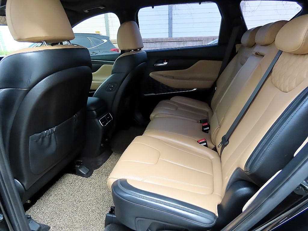 HYUNDAI Santa Fe - Vista 6