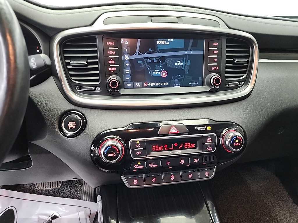KIA Sorento - Vista 10