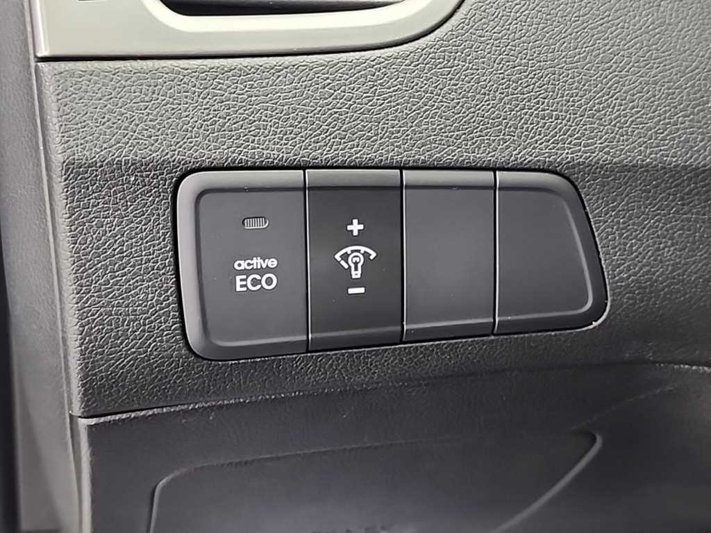 HYUNDAI Avante 2011 - Importación desde Corea - HF Imports Iquique - Foto 18