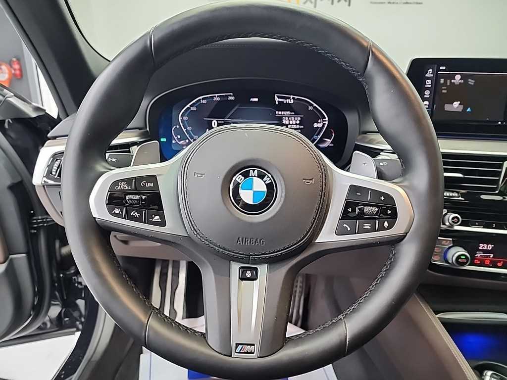 BMW 5 Series - Vista 9