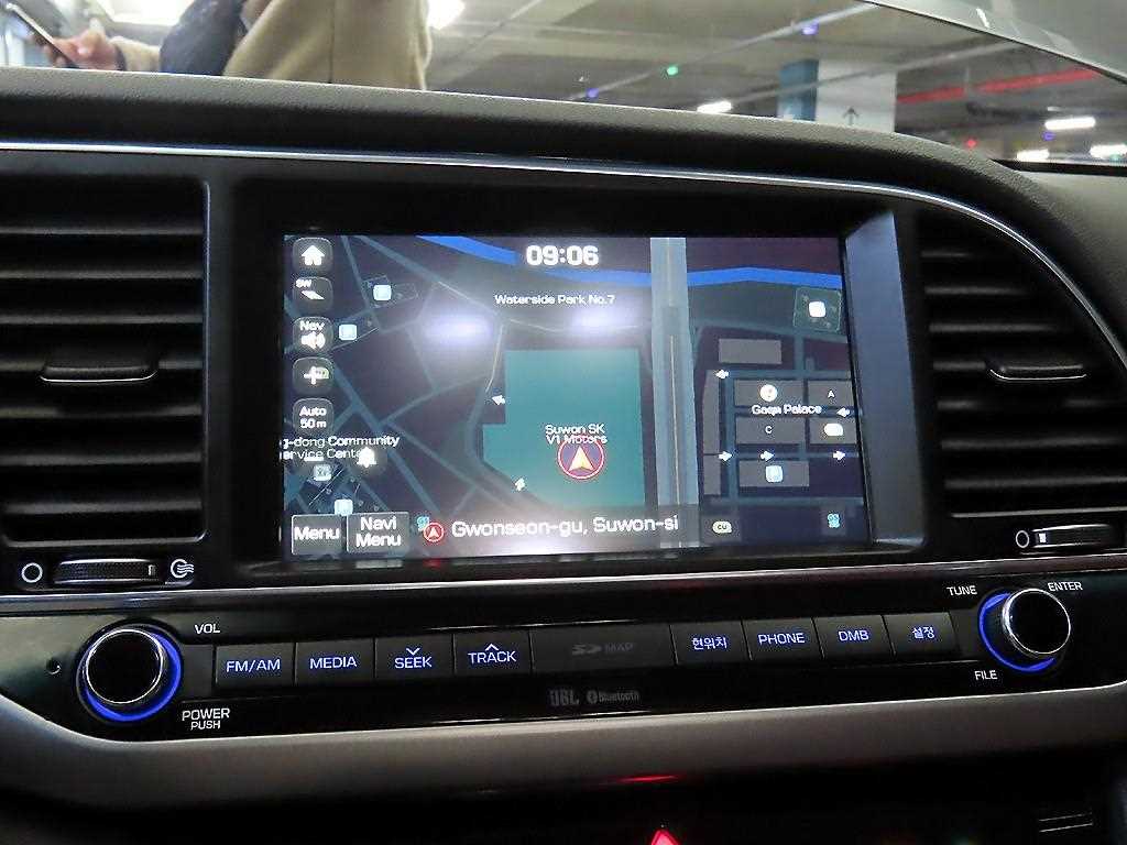 HYUNDAI Avante 2016 Gris - Importación desde Corea - HF Imports Iquique - Foto 13