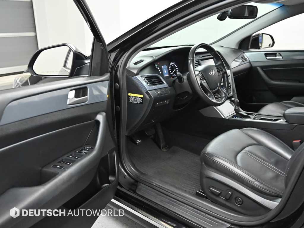 HYUNDAI Sonata - Vista 11