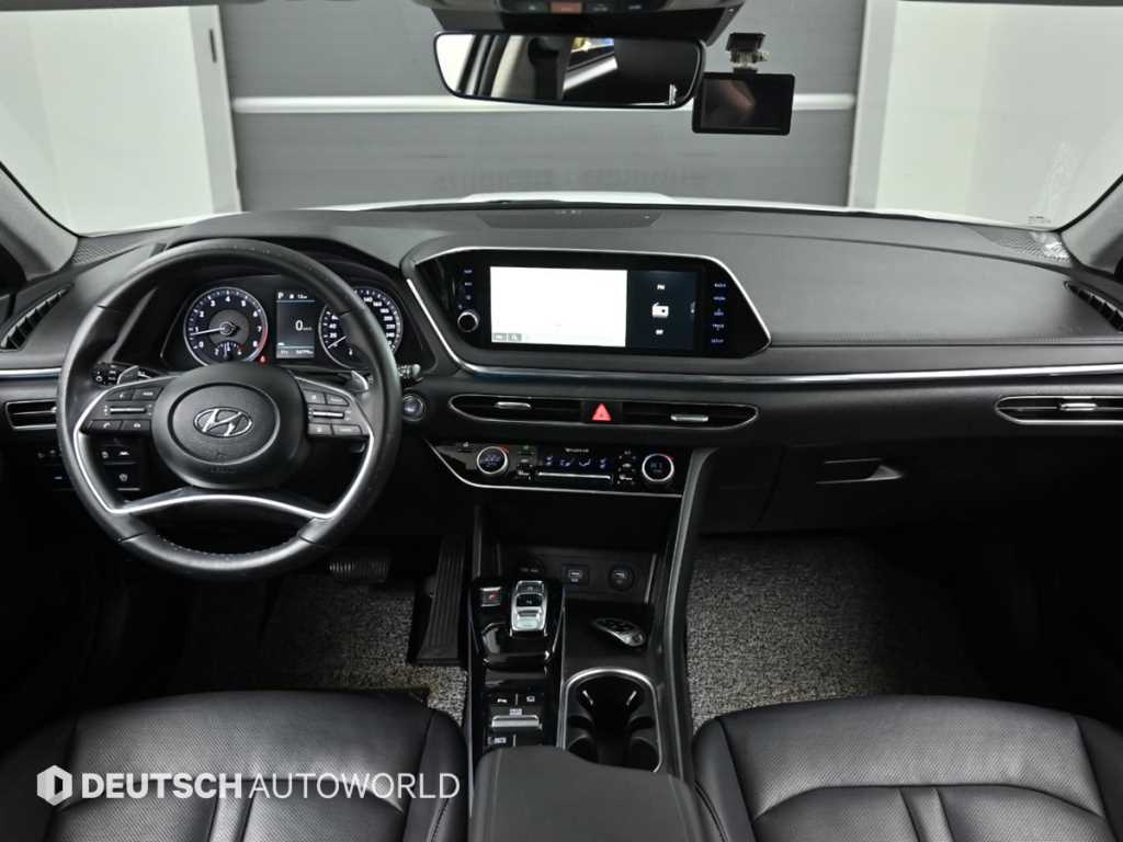 HYUNDAI Sonata - Vista 7