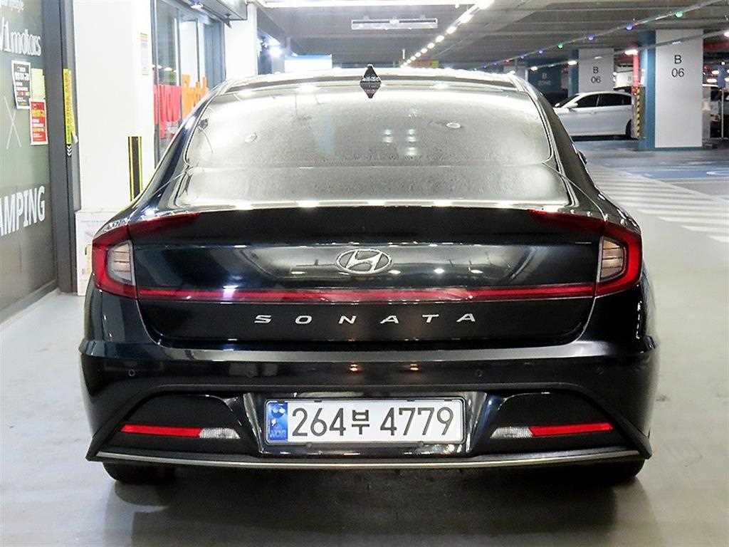 HYUNDAI Sonata - Vista 5