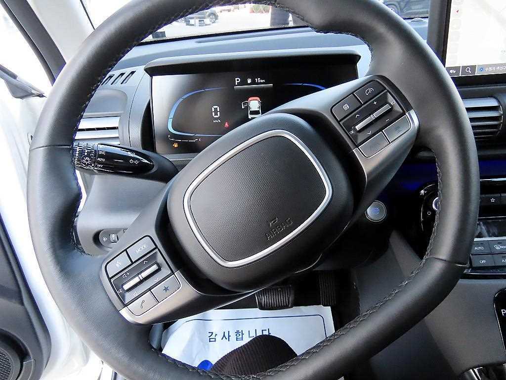 HYUNDAI Casper - Vista 8