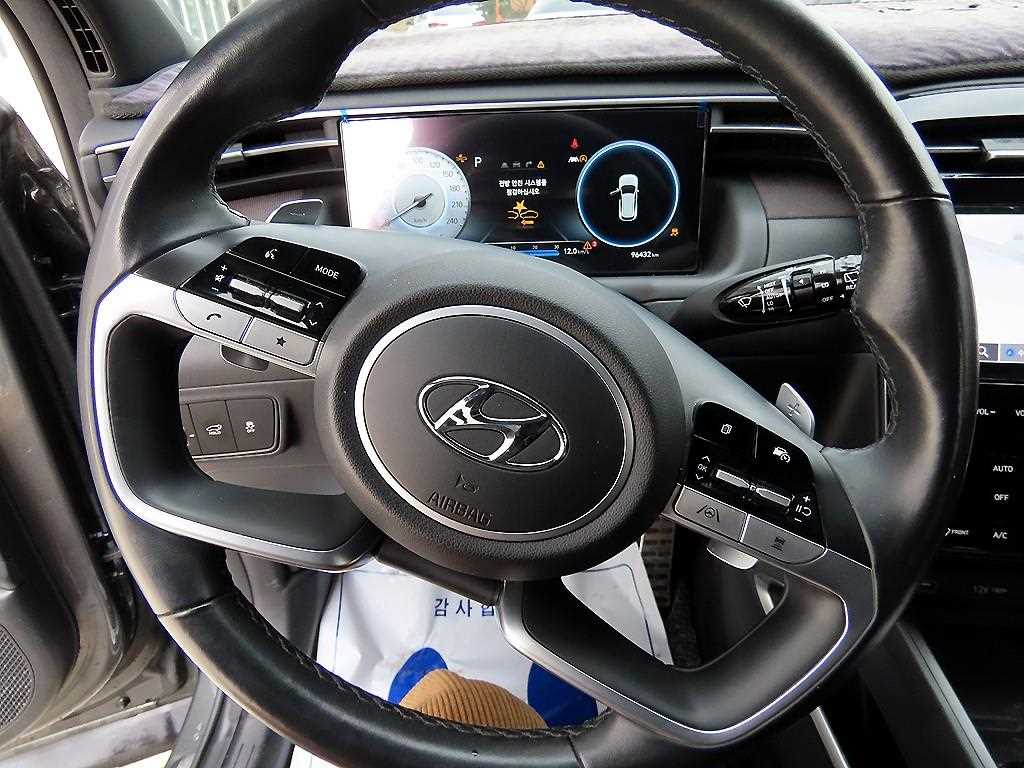 HYUNDAI Tucson - Vista 8