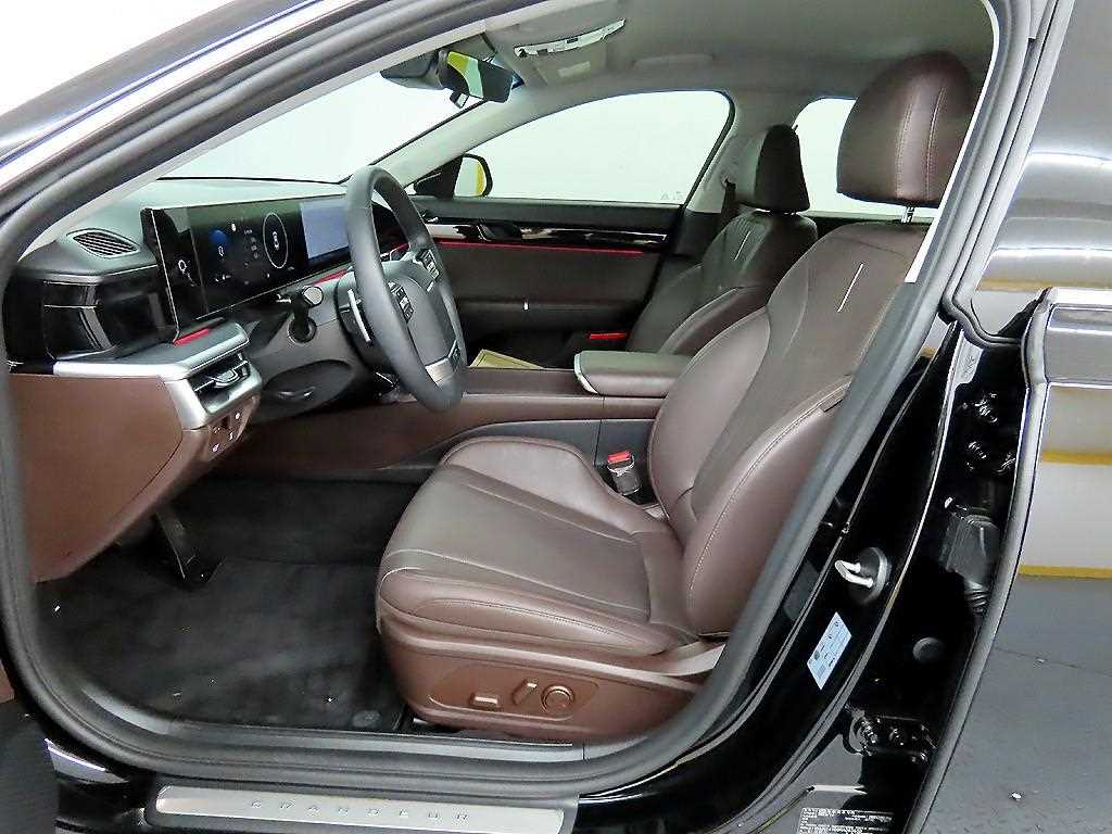 HYUNDAI Grandeur - Vista 5