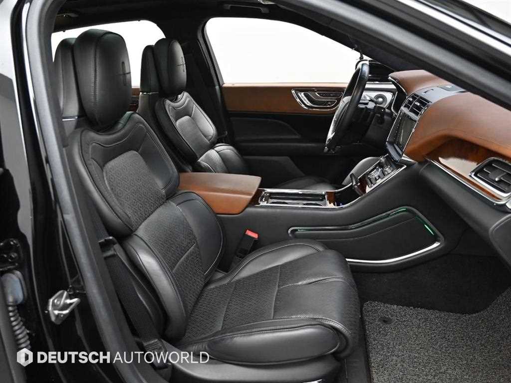 Lincoln Continental - Vista 10