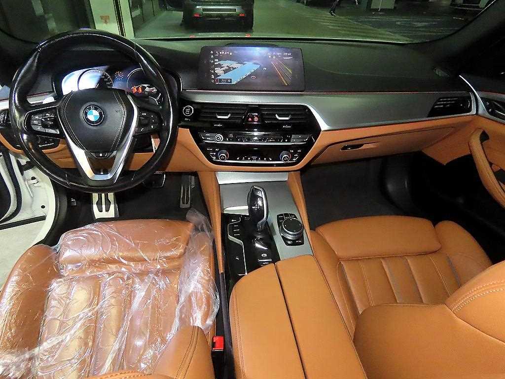 BMW 5 Series - Vista 6