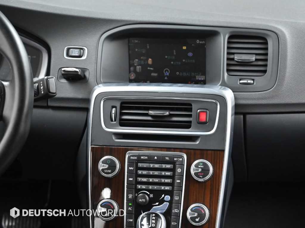 Volvo S60 2018 Gris - Importación desde Corea - HF Imports Iquique - Foto 14