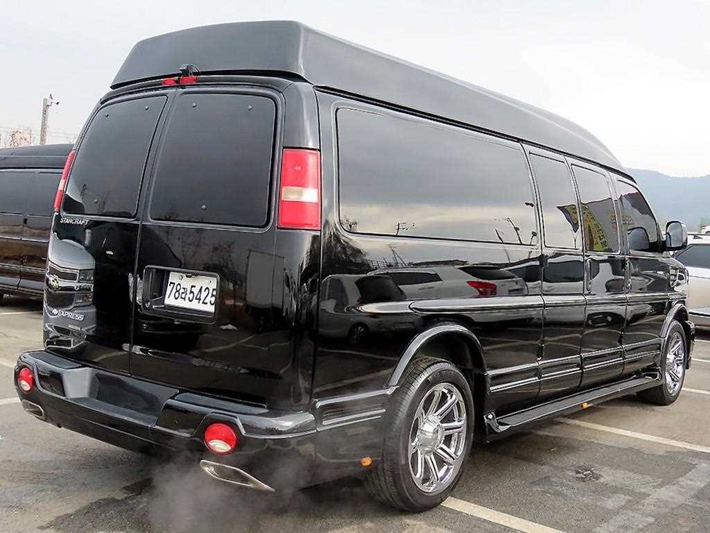 Chevrolet Express van - Vista 3