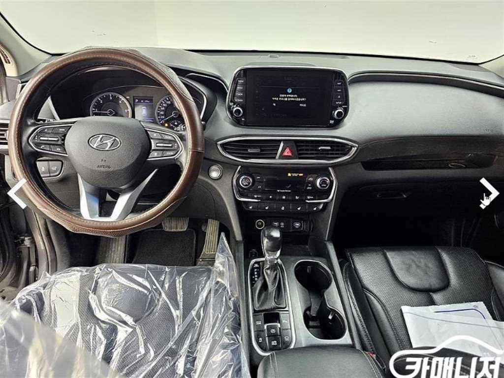 HYUNDAI Santa Fe - Vista 5