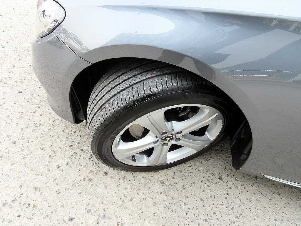 Mercedes Benz E class 2018 Gris - Importación desde Corea - HF Imports Iquique - Foto 20