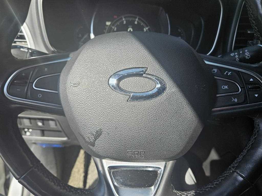 SAMSUNG QM6 - Vista 8