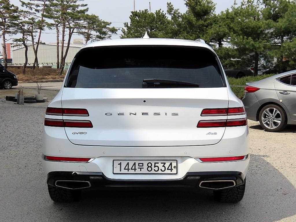 Genesis GV80 - Vista 4