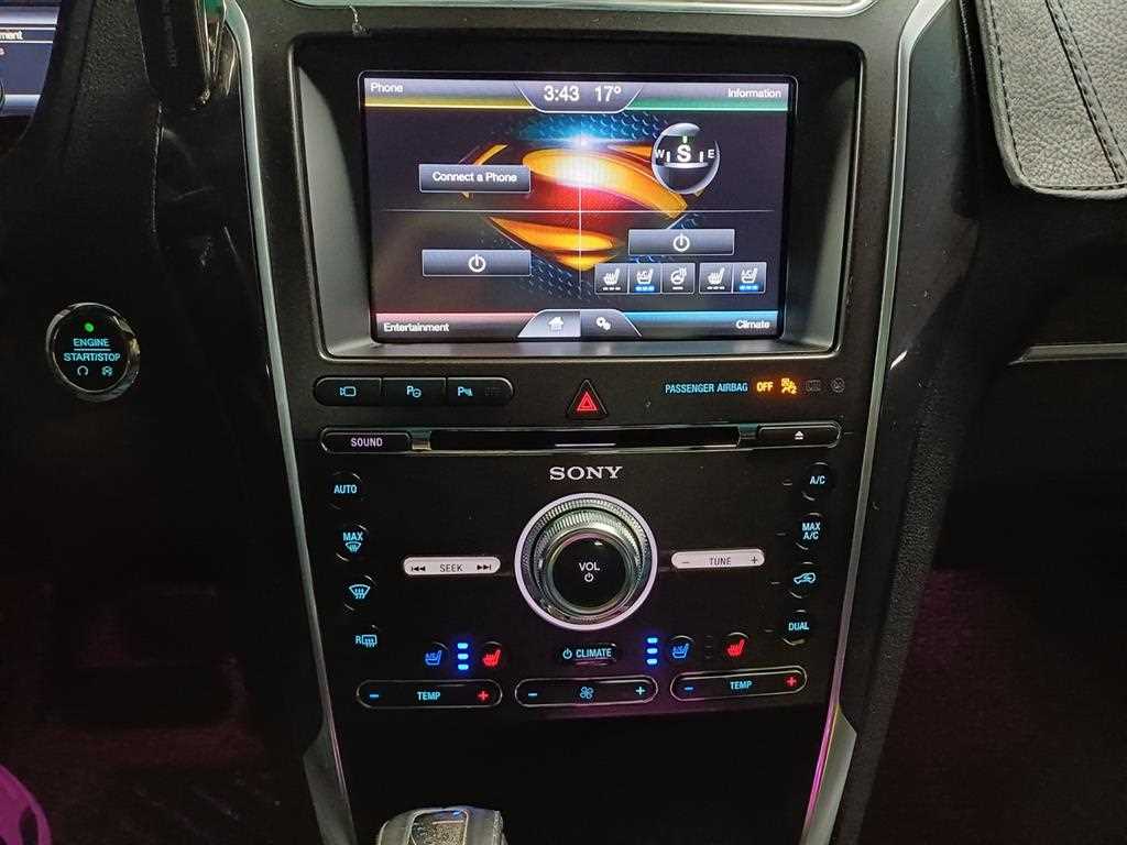 Ford Explorer - Vista 10