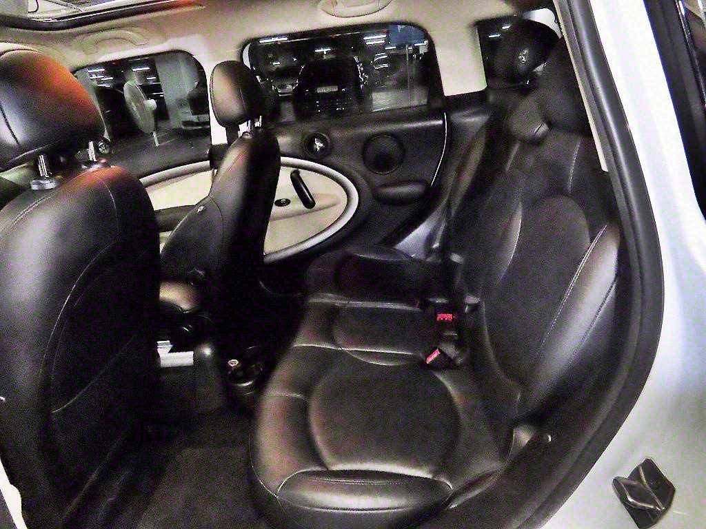 Mini Countryman - Vista 7