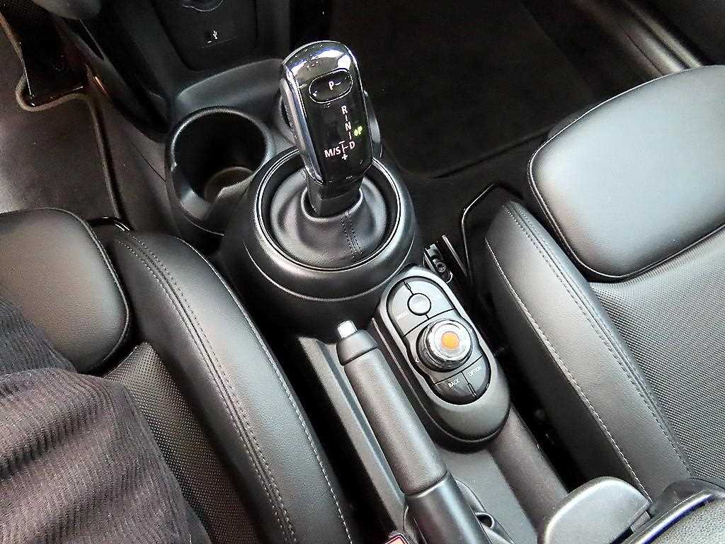 Mini Cooper - Vista 10