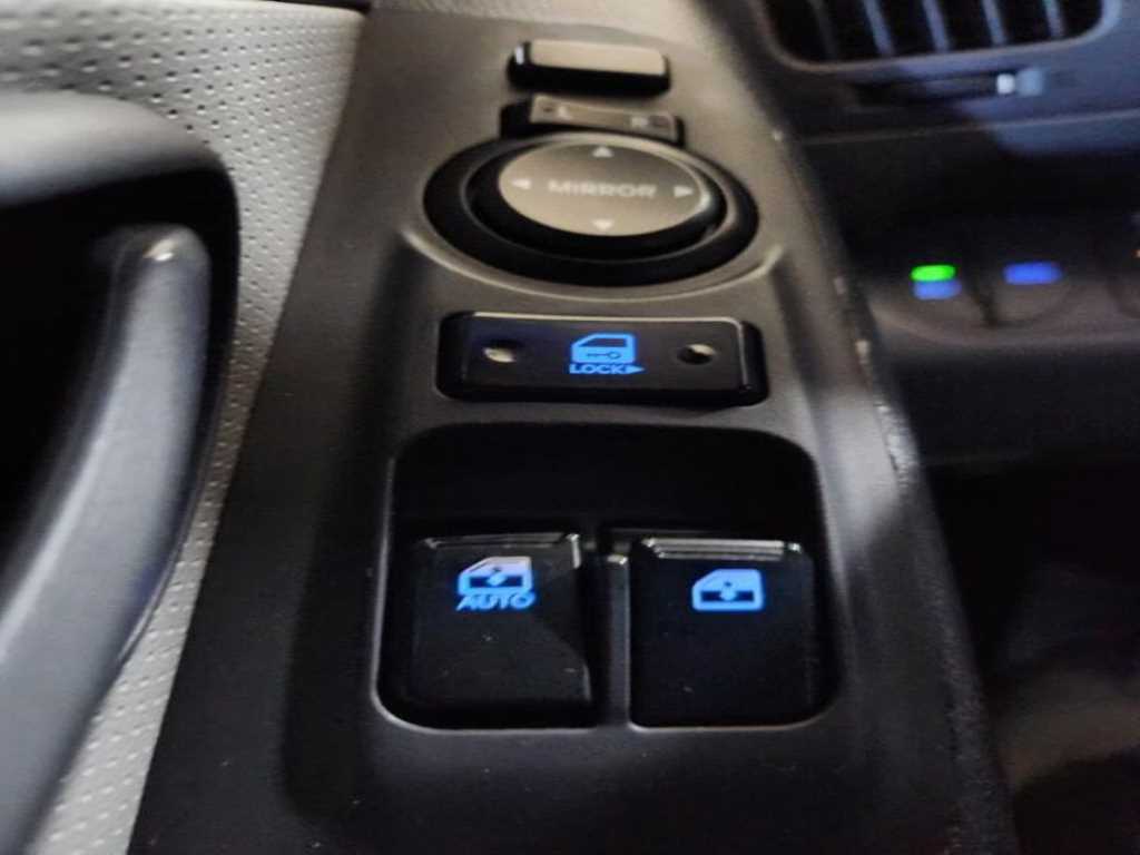 HYUNDAI Starex 2019 Amarillo - Importación desde Corea - HF Imports Iquique - Foto 17